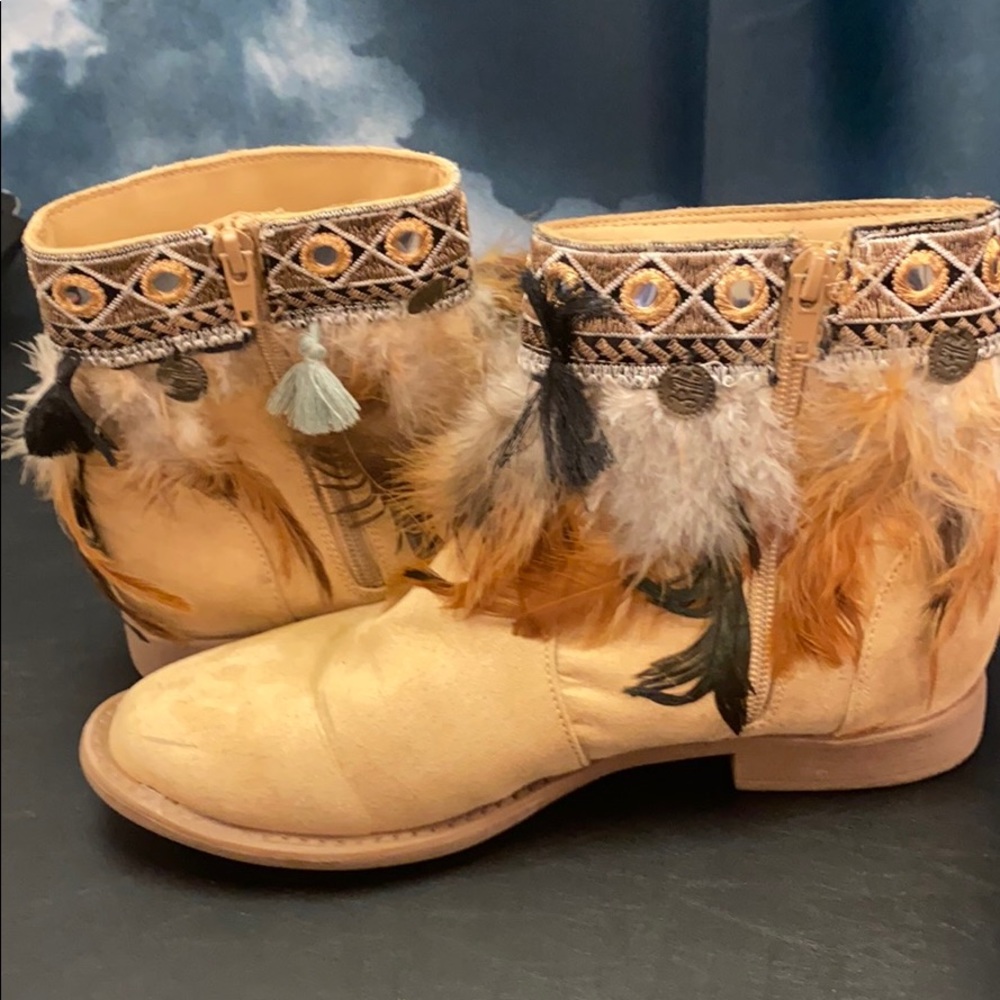 Mark Ankle Boot - Picture 4 of 5